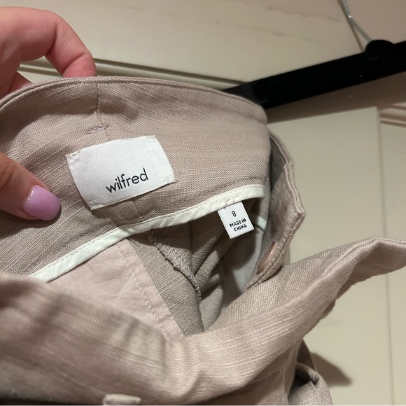 Aritzia Wilfred Shorts - Picture 8 of 10